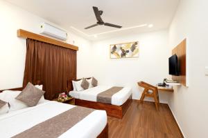 FLY VIEW Airport Residency