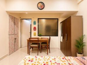 Chic & Spacious Studio Heart of Bandra W by Trivana Haven Stays