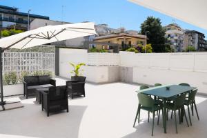 GuestHost - Comfy Verandah Flat X6 Near the Sea