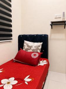 TinyCastle Blue Cottage - Tikam Batu