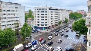 The Central Nest - 1BR Steps from Romanian Athenaeum
