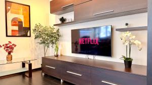 The Central Nest - 1BR Steps from Romanian Athenaeum