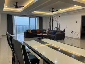 SkyNest Homestay,10 Pax,The Venus Sitiawan