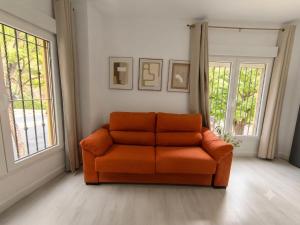 B-A Apartment 10min walk to the beach