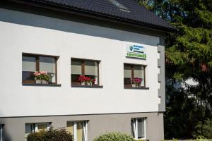 Apartamenty i pokoje „Pod Świerkami”