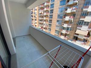 Aura Modern Apartment