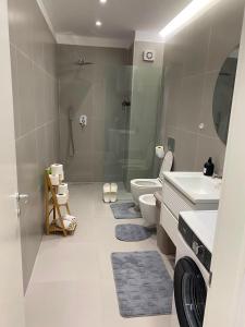 Aura Modern Apartment