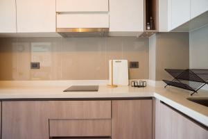 1BR1BA Downtown Santiago Cozy Urban Retreat for 3