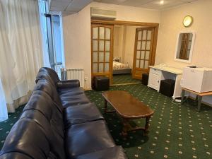 Dallin Center Hotel