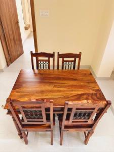 Crane House - Spacious 2BHK AC Flat by Bleisure