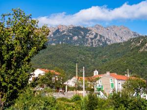 Appartement charmant à Isolaccio-Di-Fiumorbo, 55m², balcon