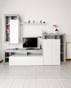 Hostdomus - Ela House