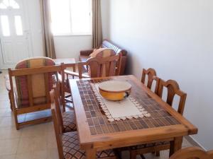 Charming Apartment in Albufeira with Shared Pool