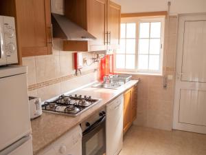 Charming Apartment in Albufeira - 60 m² with pool & view