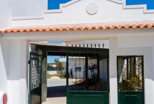 Charming Apartment in Albufeira - 60 m² with pool & view