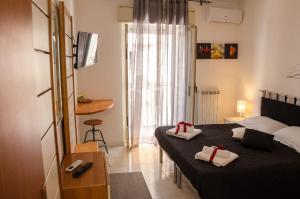 Modern Apartment in Caltagirone, 40 m² with Balcony