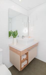 Comfortable 1BR Apartment