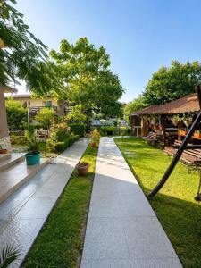 Casa Yva Black Sea