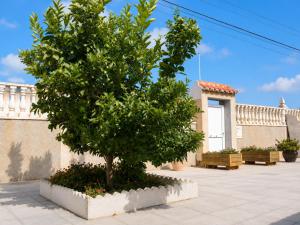 Townhouse with shared pool