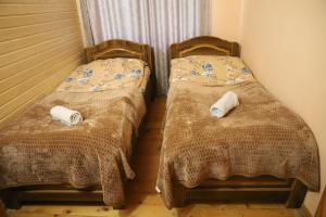 Bezengi guesthouse and Cafe Kala