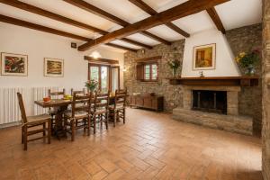 Villa Caporlese Large Private Pool WiFi