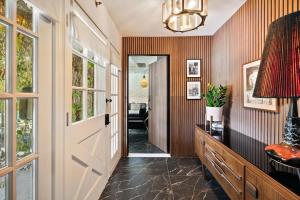 Speakeasy Hotel