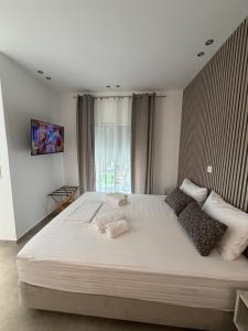 AriAnna Boutique Apartments