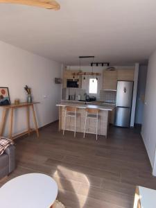 Renovated penthouse next to downtown