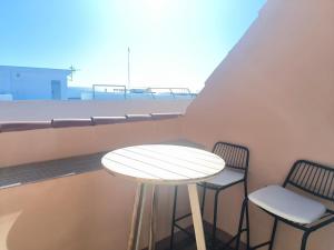Renovated penthouse next to downtown