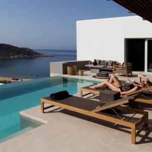 Hide Out Suites