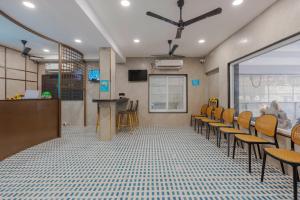 Season 4 Residences -T Nagar, Near US Biometrics , Valuvarkottam, Sooriya Hospital Kodambakkam High Road,Mahalingapuram