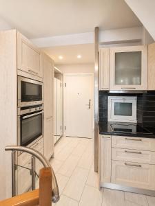 Royal Riviera Seafront Duplex