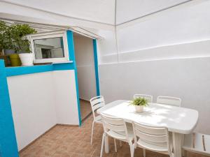 Riviera Seaside Smart Suite