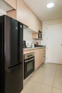 Cozy Santiago Retreat Studio with Balcony & Wi-Fi