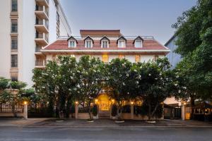 Central Mansions Hotel and Apartments