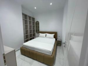 Eran Apartments