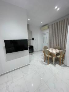 Eran Apartments