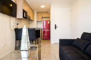 Central Chic 1BR Steps from Metro & Attractions
