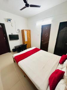 Hotel Deluxe