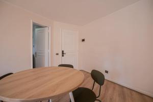 Stylish 1BR in Las Condes Pool and Free Parking