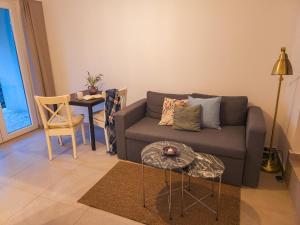 Small apartment near the beach in Gornji Karin ST TH