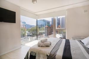 Close to everything in Providencia 2BR2BA Apt