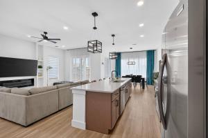 Luxe 3BR3.5BA Garage. Patio. Near UTSW & DT