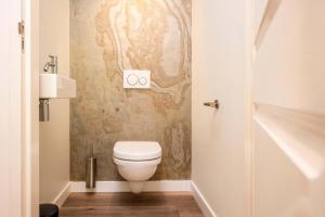 Forest Cottage with Sauna and Jacuzzi 4 persons #308