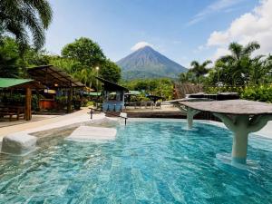 Arenal Volcano Glamping Retreat & Natural Hot Springs