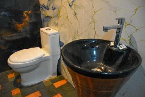 Palm tree Villa Homestay