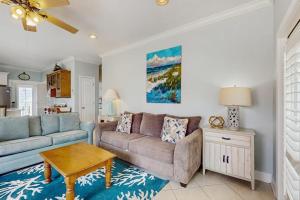 Gorgeous coastal townhome with private balcony porch WD and shared pool