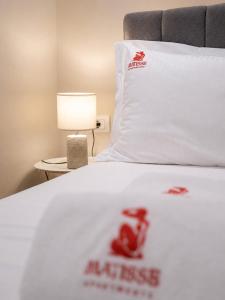 Matisse No12 - Luxury One Bedroom Apartment With Parking