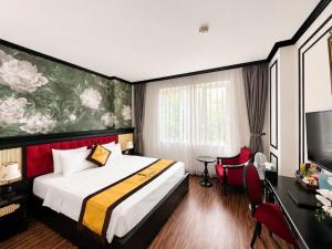 Sunny Hotel