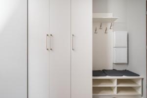 Bielany Boutique Apartment by BookingHost